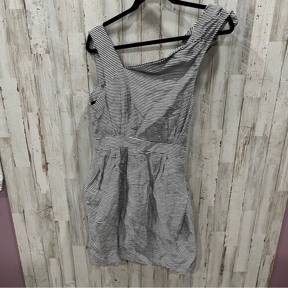 NWT Cynthia Rowley Stripe Linen Silk Dress - Picture 1 of 7